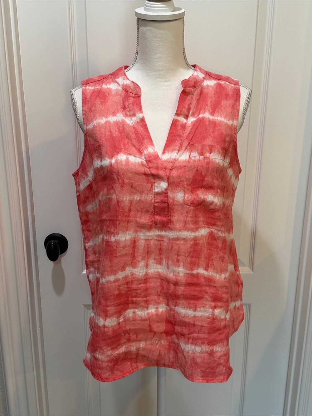 GAP Linen Coral and White Tie-Dye Sleeveless Top